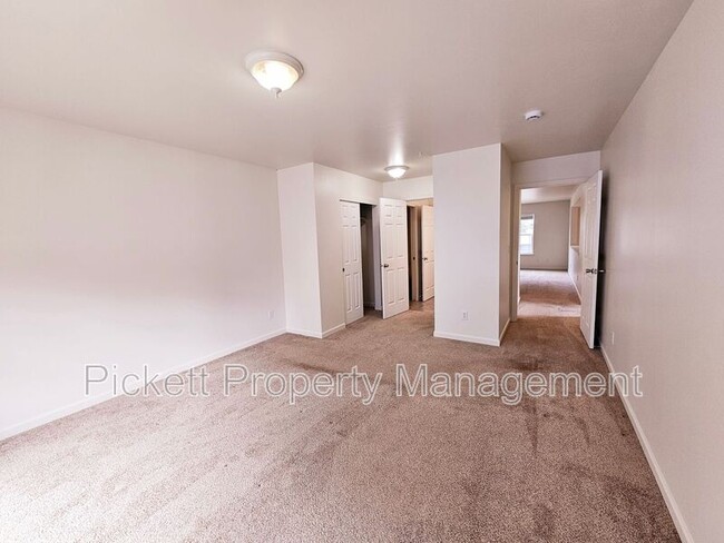 Building Photo - 5206 Del Tormey Pl SE