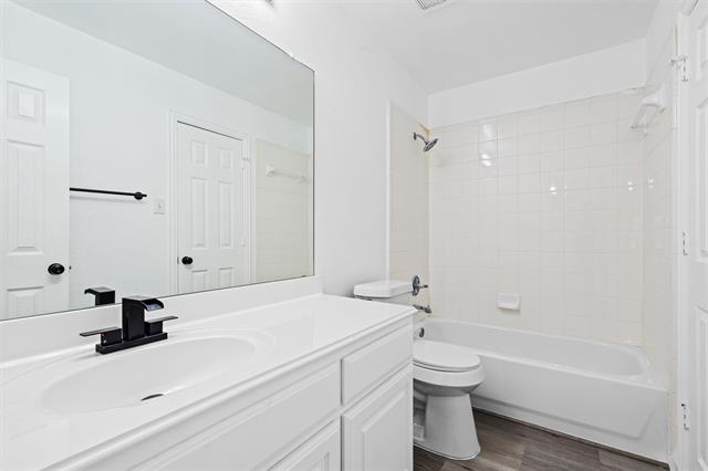 Building Photo - 4201 Iron Ln