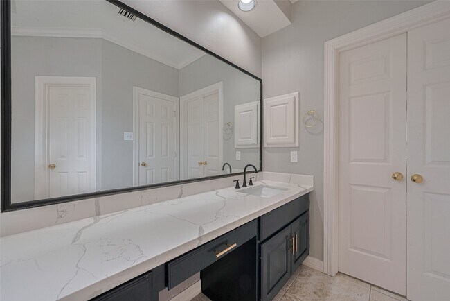Building Photo - 3427 Williams Glen Dr