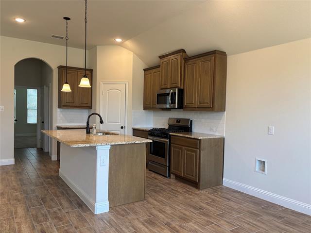 Building Photo - 2901 Pronghorn Dr