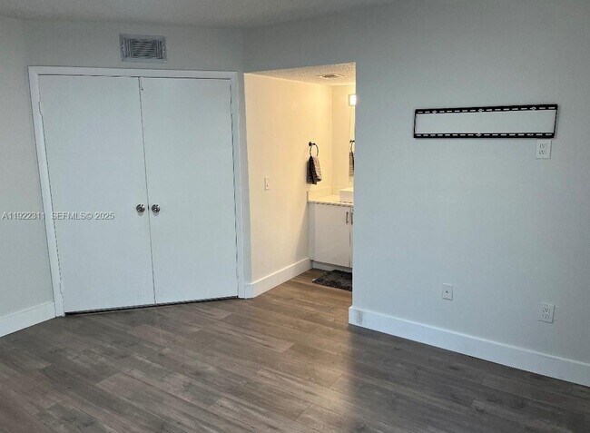 Building Photo - 13058 SW 88th Ln