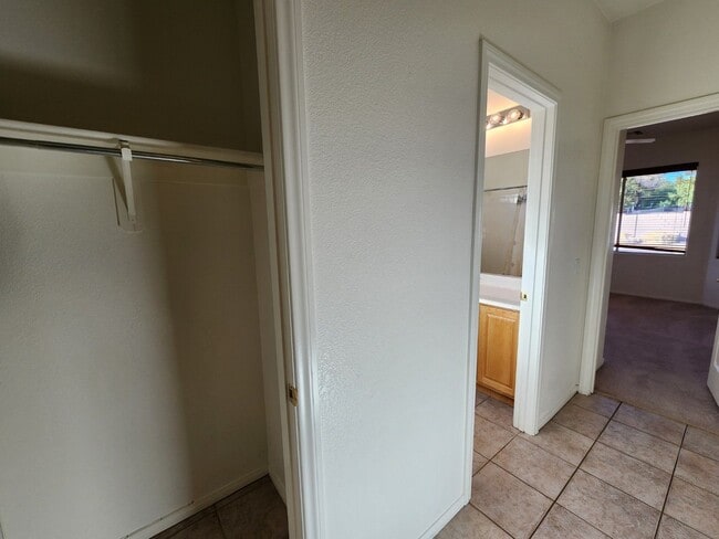 Building Photo - Charming Single-Story Pulte Home in a corner lot. 0