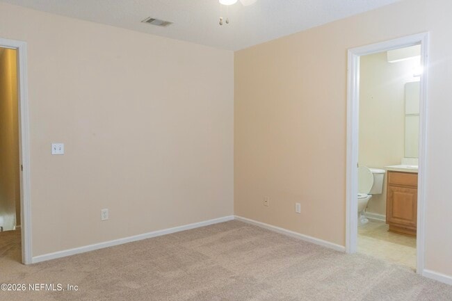 Building Photo - 762 Scrub Jay Dr