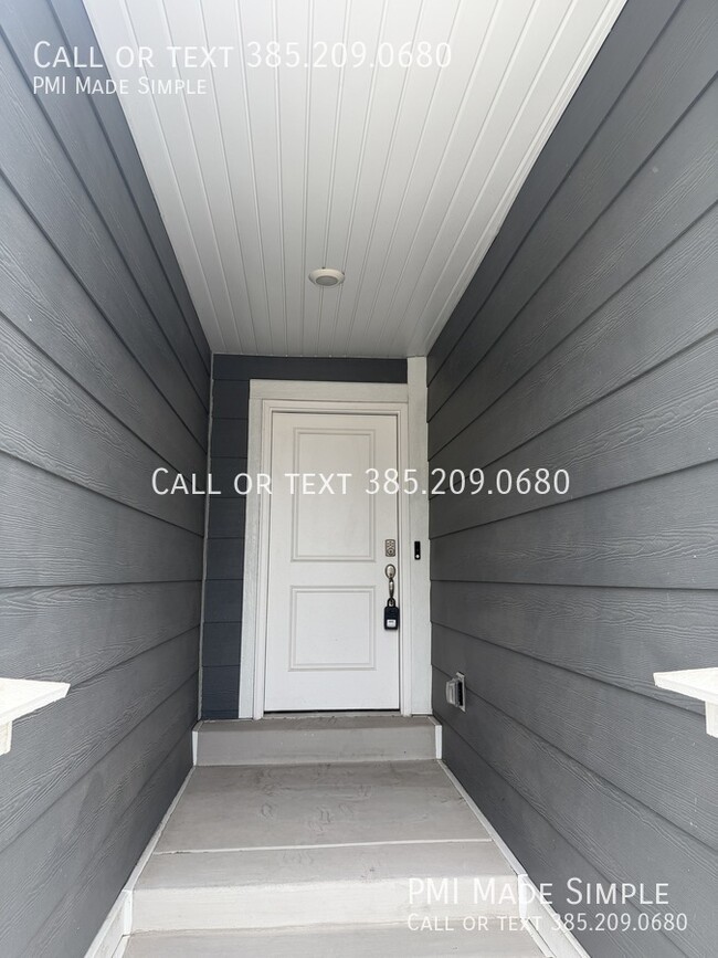 Building Photo - 1356 S Windy Rdg Dr