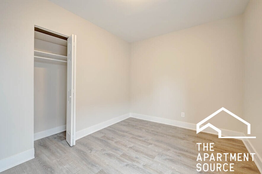 Building Photo - 2333 N Spaulding Ave