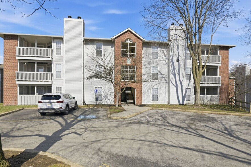 Building Photo - 4040 Presidential Blvd