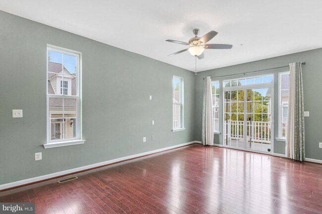 Building Photo - 59 Steeplechase Dr