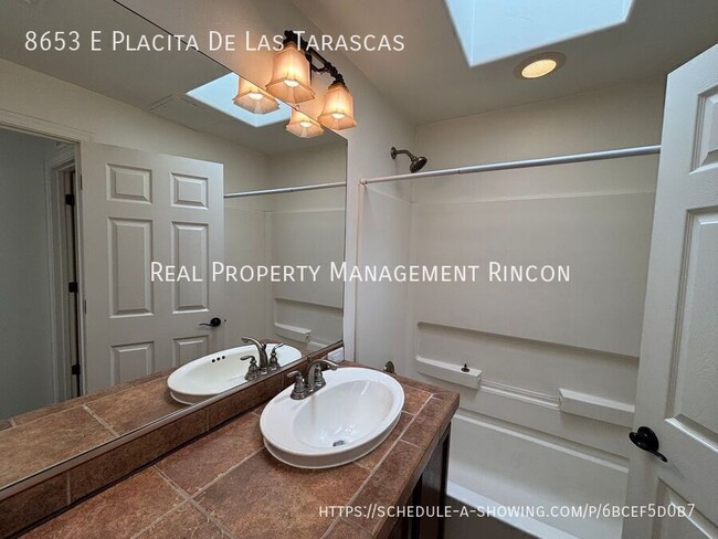 Building Photo - 8653 E Placita De Las Tarascas