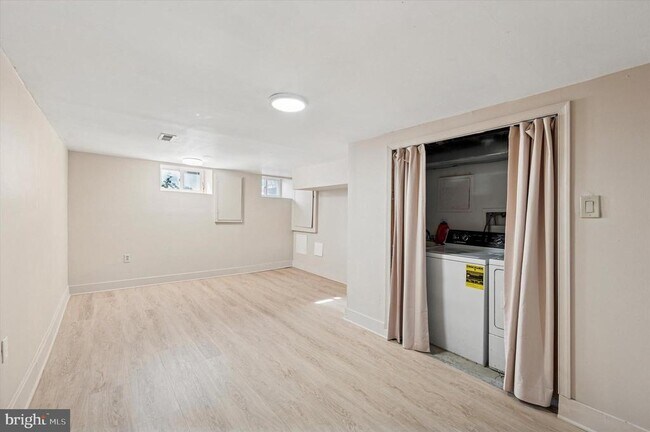 Building Photo - 1231 S 26th St
