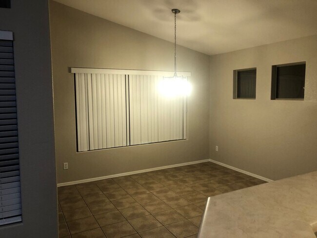Building Photo - Long Term rental in Chandler