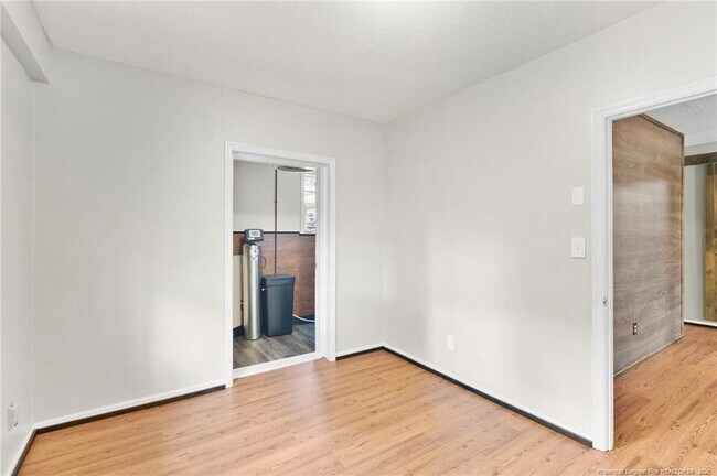 Building Photo - 3450 Cornell Dr