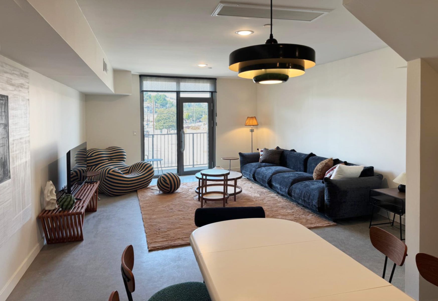 Building Photo - 4548 Huntington Dr S