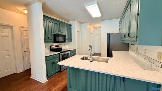 Building Photo - 113 Nobleton Ln NW