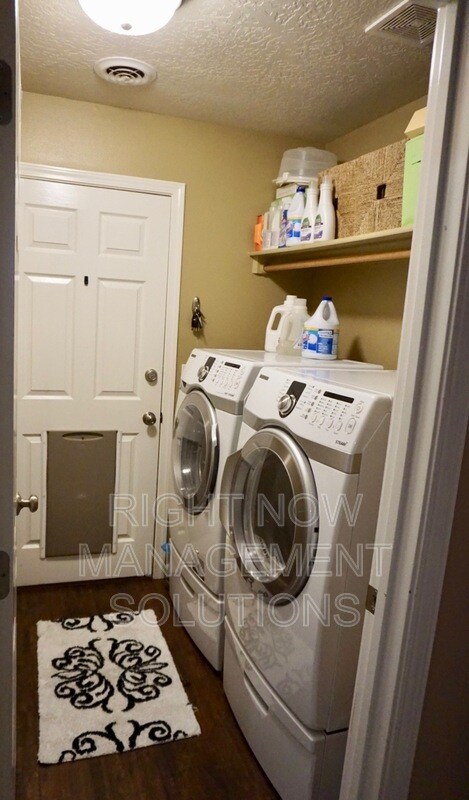 Building Photo - 3531 S Lower Fork Way