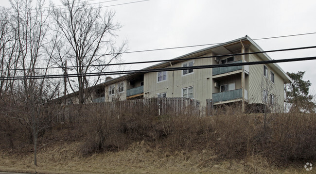 Building Photo - Winton Woods