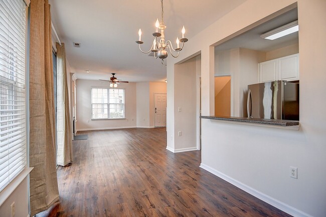 Building Photo - FOR RENT - VIRGINIA BEACH