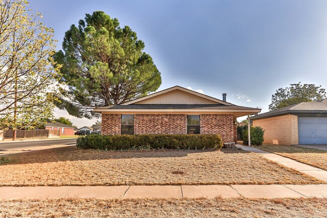 Building Photo - Stylish 3-Bedroom Home on a Corner Lot