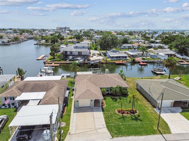 Building Photo - 13909 Berkowitz Ave