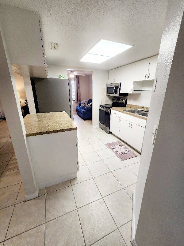 Building Photo - 4022 Beaver Ln