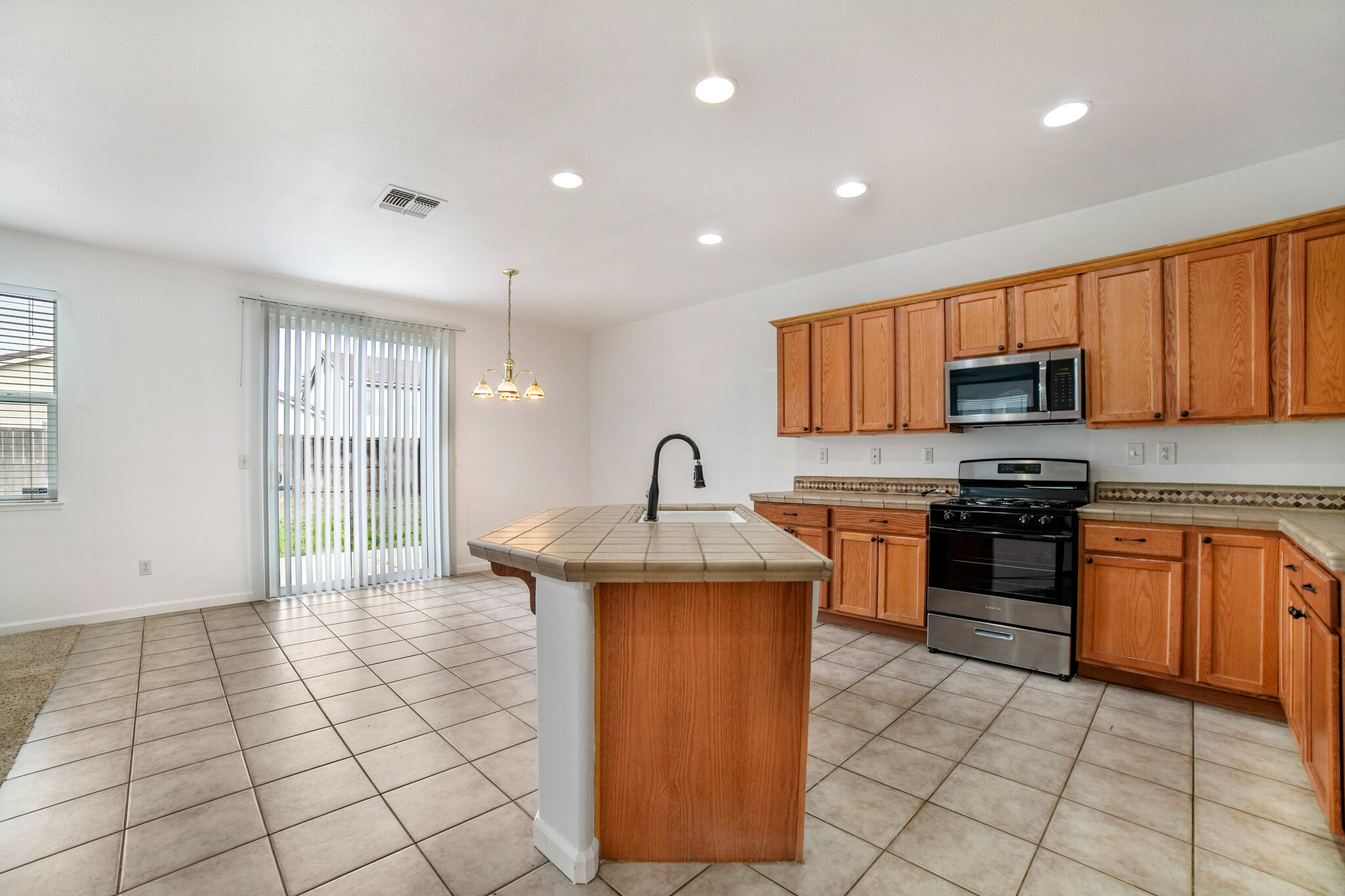 Building Photo - 6325 Arrowood Ct