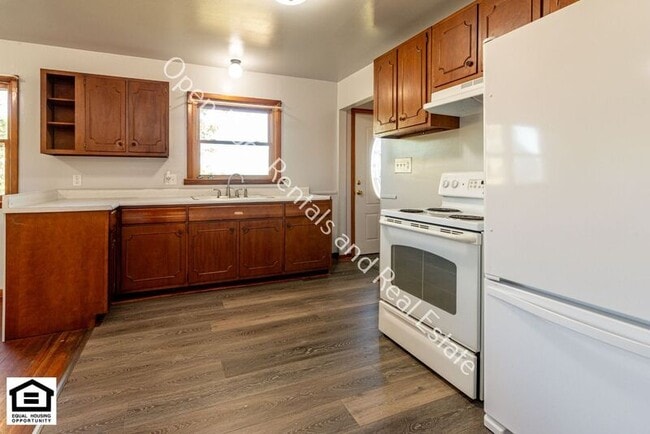 Building Photo - 6242 Co Rd 36