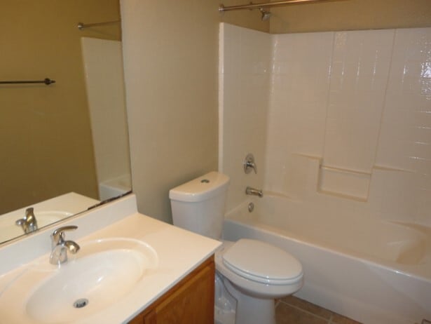 Building Photo - 1505 S 81st Dr