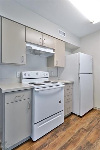 Building Photo - 2800 Sayles Blvd