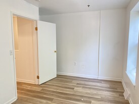 Building Photo - 4048 Ogden St