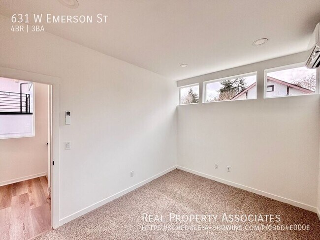 Building Photo - 631 W Emerson St