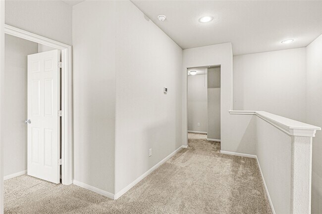 Building Photo - 14510 Tundra Swan Dr