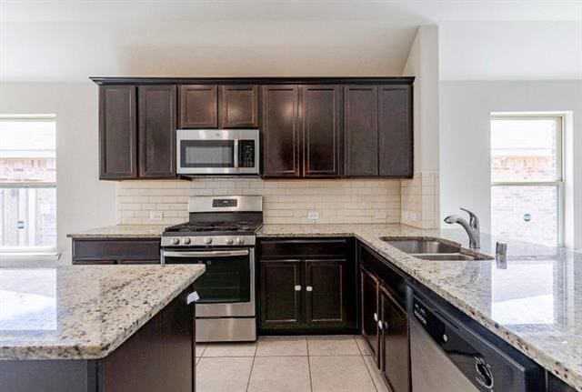 Building Photo - 1495 Acmite Ave