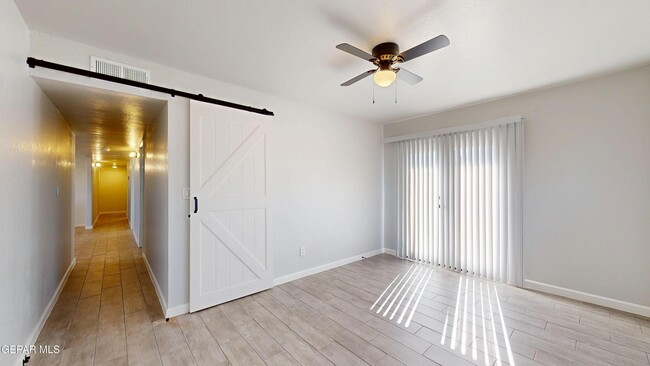 Building Photo - 508 Camino De La Rosa Rd