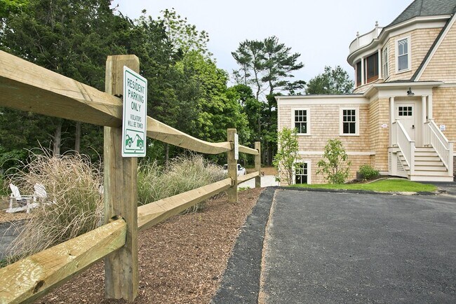 Building Photo - 397 Washington St