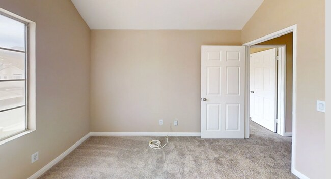 Building Photo - 1359 Pajero Dr