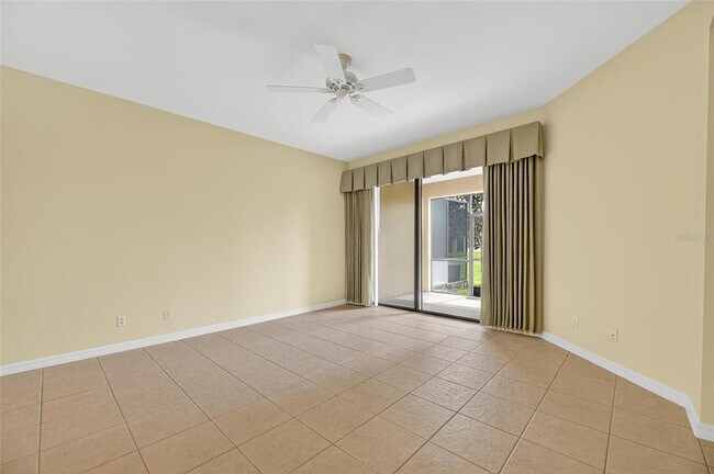 Building Photo - 5845 Sunset Falls Dr