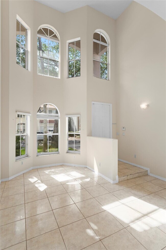 Building Photo - 2215 NW 76th Terrace
