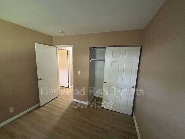 Building Photo - 440 Mc Creary Ct