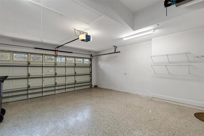 Building Photo - 11011 Hyacinth Pl