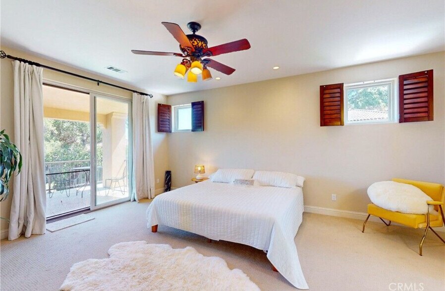 Master bedroom - 5595 Tanbark Ct