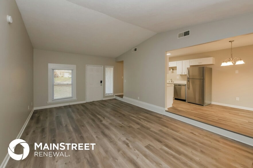 Building Photo - 8557 Peartree Ct