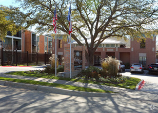 Building Photo - Wind River Apartments