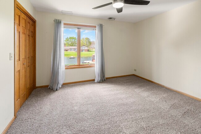 Building Photo - 2208 Crystal Cir