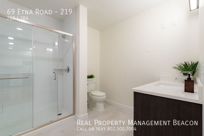 Building Photo - 69 Etna Rd