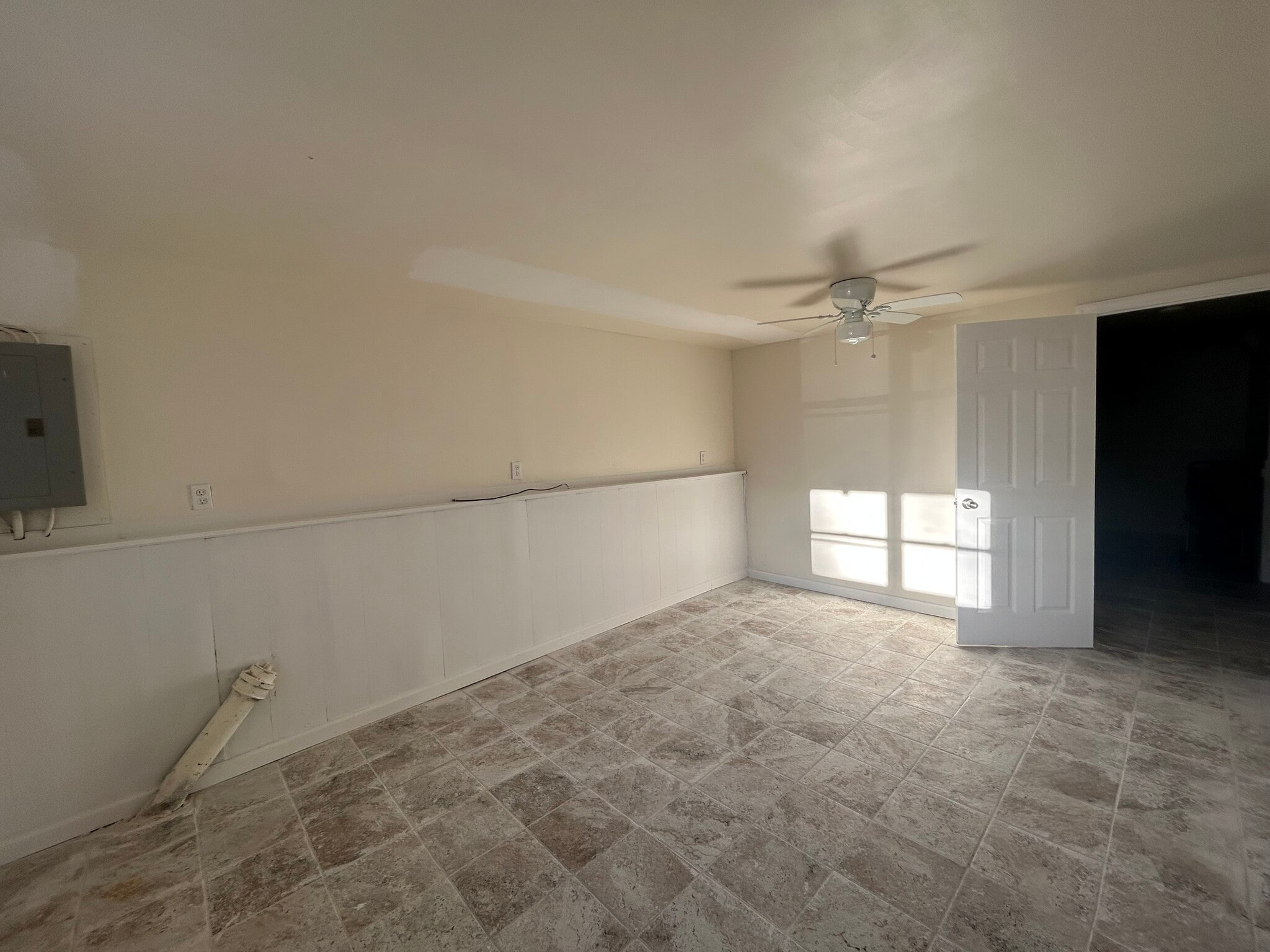 Building Photo - 24 Huron Ave