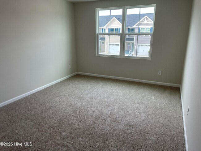 Building Photo - 3221 Edgemead Cir NW
