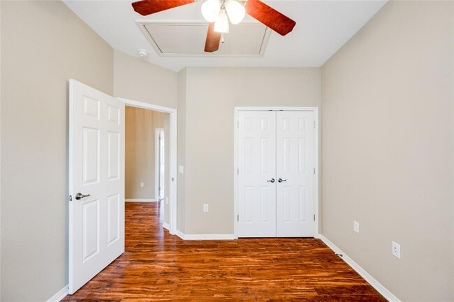 Building Photo - 3000 Prado St