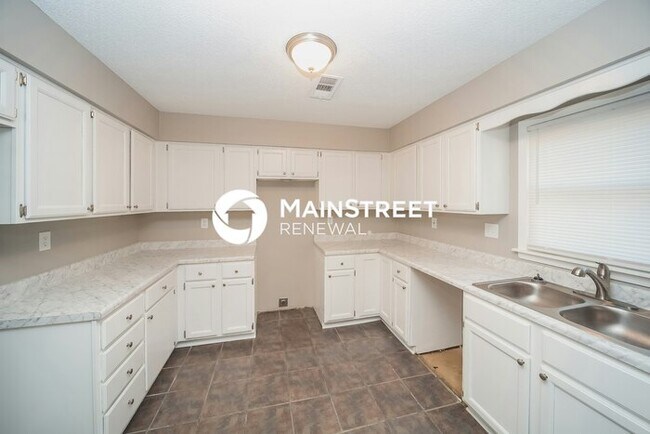 Building Photo - 3 Bedroom Pet-Friendly Home in Memphis, TN...