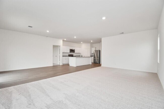 Building Photo - 5903 Grantgrala Dr