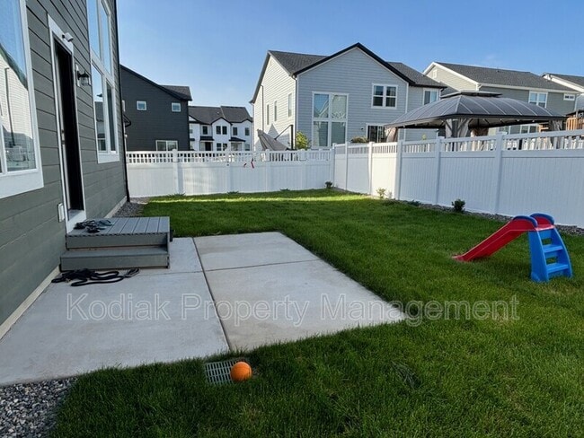 Building Photo - 13874 S Greenford Ln