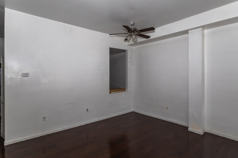 Building Photo - 5225 Schuyler St